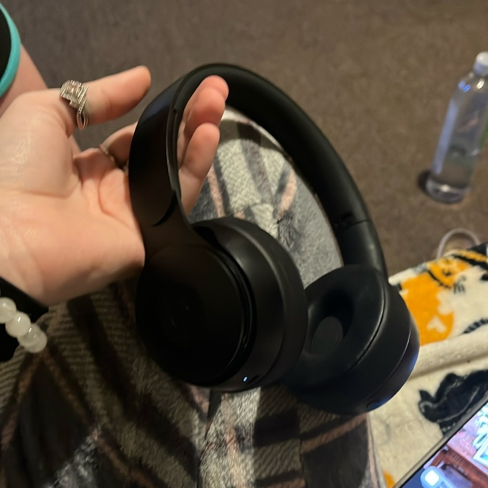 Beats Solo pro